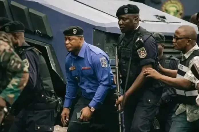 Braquage Rawbank Kinshasa: Honorine Porsche, chef de gang démasquée à la Place Victoire